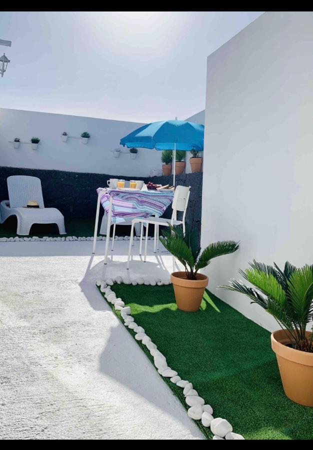 Loft La Isla Apartment Плая Бланка Екстериор снимка